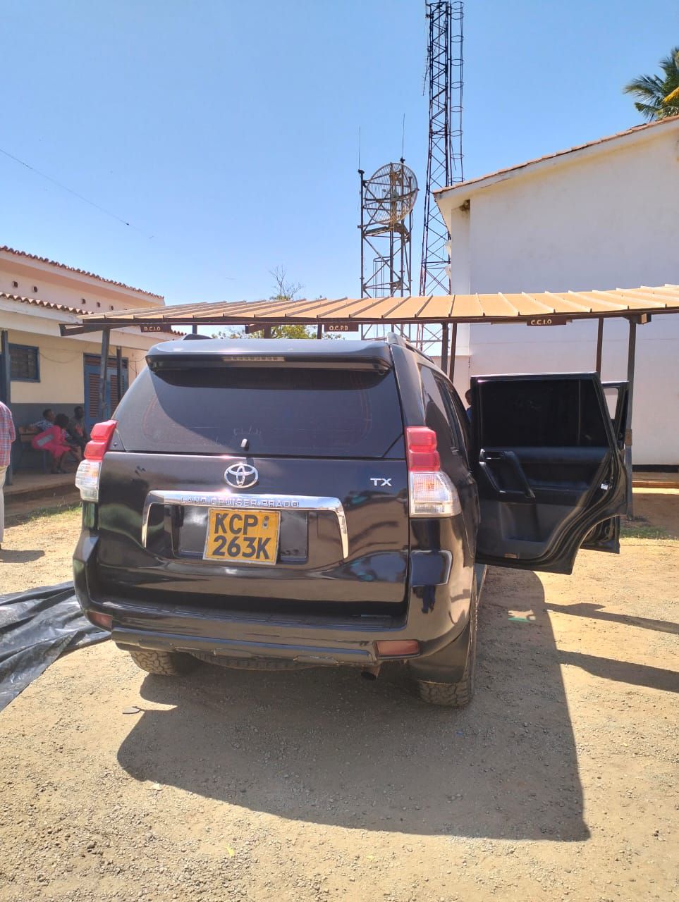 Toyota TX that was ferring bhang from Nairobi to Mombasa. Image/X/DCI